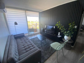 Amplio, comodo y remodelado departamento